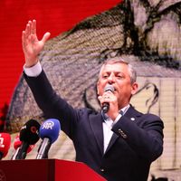 SİYASET