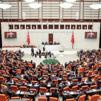 SİYASET