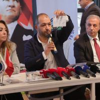 SİYASET