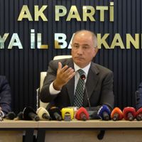 SİYASET
