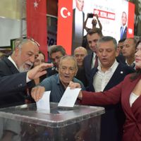 SİYASET
