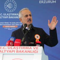 SİYASET