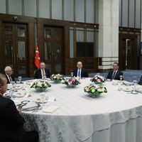 SİYASET