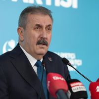 SİYASET