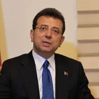 SİYASET