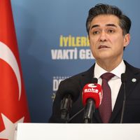 SİYASET