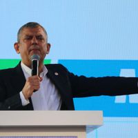 SİYASET