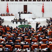 SİYASET