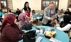 Mersin'de anneler günü kutlandı