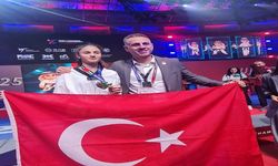 Sena Yılmaz, taekwondoda dünya şampiyonu oldu