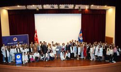 MEÜ Eczacılık Fakültesi’ne 6 Yıllık Akreditasyon
