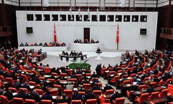 HSK Seçimi Öncesi Meclis’te Usul Gerginliği: CHP Salonu Terk Etti
