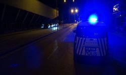 Çanakkale’de Motosikletli Polis Takip Sırasında Üniversite Öğrencisine Çarptı