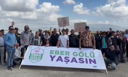 “Eber Gölü İklim Değişikliği Ve Vahşi Sulama Yüzünden Can Çekişiyor”