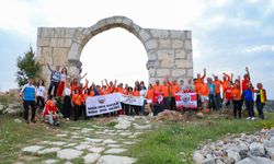 Mersinli doğa tutkunları keşfe çıktı