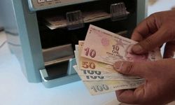 Emekli ve memurlar 2026 yılında ne kadar zam alacak? Milyonları ilgilendiren haber geldi