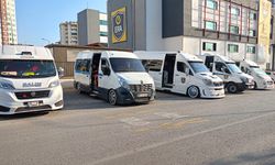Mersin’de 25 Yıllık Direksiyon Aşkı: “Öğrencileri Evlat Gibi Taşıyoruz”