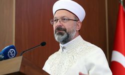 Diyanet İşleri Başkanı  Arafat’ta Vakfe Duası Yaptı