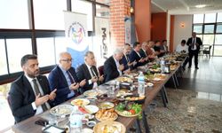 MÜSİAD Mersin, Büyük Aile Platformu’nun Kahvaltı Programına Katıldı