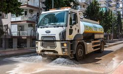 Yenişehir Belediyesi Havaların Isınmasıyla Temizlikte Vites Yükseltti