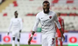 Aaron Boupendza Kimdir? Yaşıyor mu, Öldü mü, Ne Zaman Öldü, Oynadığı Takım Hangisi?