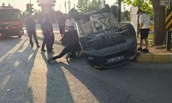 Elazığ’da İki Otomobil Çarpıştı: 2 Kişi Yaralandı