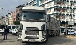 Tırın Çarptığı Kadın Olay Yerinde Hayatını Kaybetti