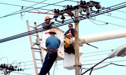 Mersin'de Elektrik Yok! Ekipler Çalışıyor