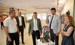 Geri Dönüşüm Ve Sanat El Ele Verdi