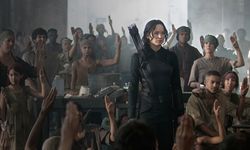 Açlık Oyunları: Alaycı Kuş (The Hunger Games: Mockingjay) filminin konusu nedir, oyuncuları kimler, ne zaman çekildi?