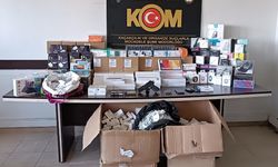 Mersin’de Kaçak Telefon Operasyonu: 12 Gözaltı