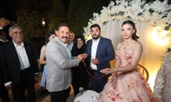 Hatay Valisi Masatlı, Gazeteci ve Psikolog Çiftin Nişanına Katıldı