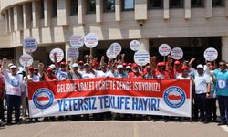 Memur-Sen Antalya’da Hükümetin Zam Teklifini Protesto Etti