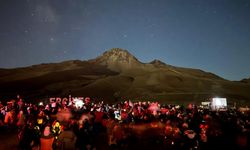 Perseid Meteor Yağmuru Binlerce Gökyüzü Tutkununu Buluşturdu