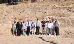 Mersin Valisi Atilla Toros, Yumuktepe Höyüğü’nü Ziyaret Etti