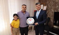 Zeyit Şener’den Gazi Ailelerine Ziyaret: “Kapımız Her Zaman Açık”