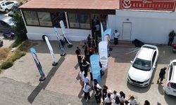 Silifke'de Öğrenciler Kent Lokantasında Yemek Yiyor