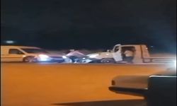 Adana’da Yol Kavgası: Yere Düşen Sürücü Tekmelenerek Darp Edildi