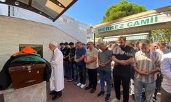 Eşya taşıma sırasında üzerine koltuk düşen Ebrar hayatını kaybetti