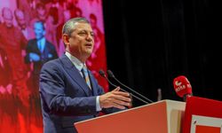 Özgür Özel: “Bir Adım Geri Atmayacağız, Bir Santim Eğilmeyeceğiz”