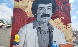 Adana’da Ferdi Tayfur ve Müslüm Gürses’e Grafitiyle Vefa