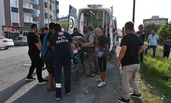 Hatay’da Minibüs İle Otomobil Çarpıştı: 3 Yaralı