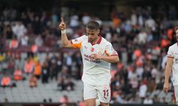 Galatasaray ikinci yarı açıldı