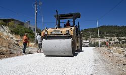 Çömelek Mahallesi Büyükşehir’le İlk Kez Asfalta Kavuştu