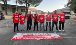 Karşıyaka Belediyesi İşçileri Maaş ve TİS Alacakları İçin İş Bıraktı