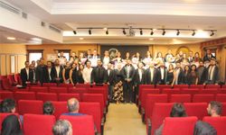 Mersin'de 16 Genç Avukat Cübbesini Giydi