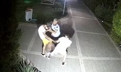 Adana’da 11 Yaşındaki Oğlunun Kavga Ettiği Çocuğu Darbetti