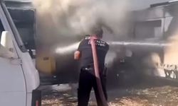 Park Halindeki Karavanda Yangın: Alevler Yan Karavana da Sıçradı