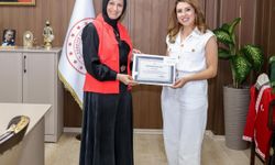 Ödüllü Öğretmenler Müdür Durmuş'u Ziyaret Etti