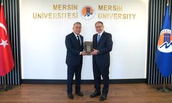 “Mutlu Bir Yuva: İslam’da Aile” Konferansı MEÜ’de Düzenlendi